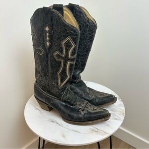 Corral Cowboy Boots With Cross Detail and Distressed Look Snip Toe